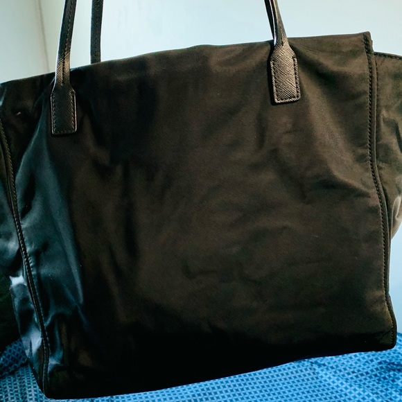 Kate spade ♠️! Tote bag - Picture 2 of 12